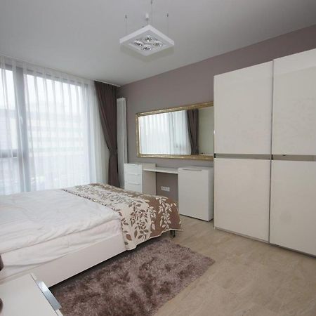 Apartamenty Triston Park Варшава Екстер'єр фото